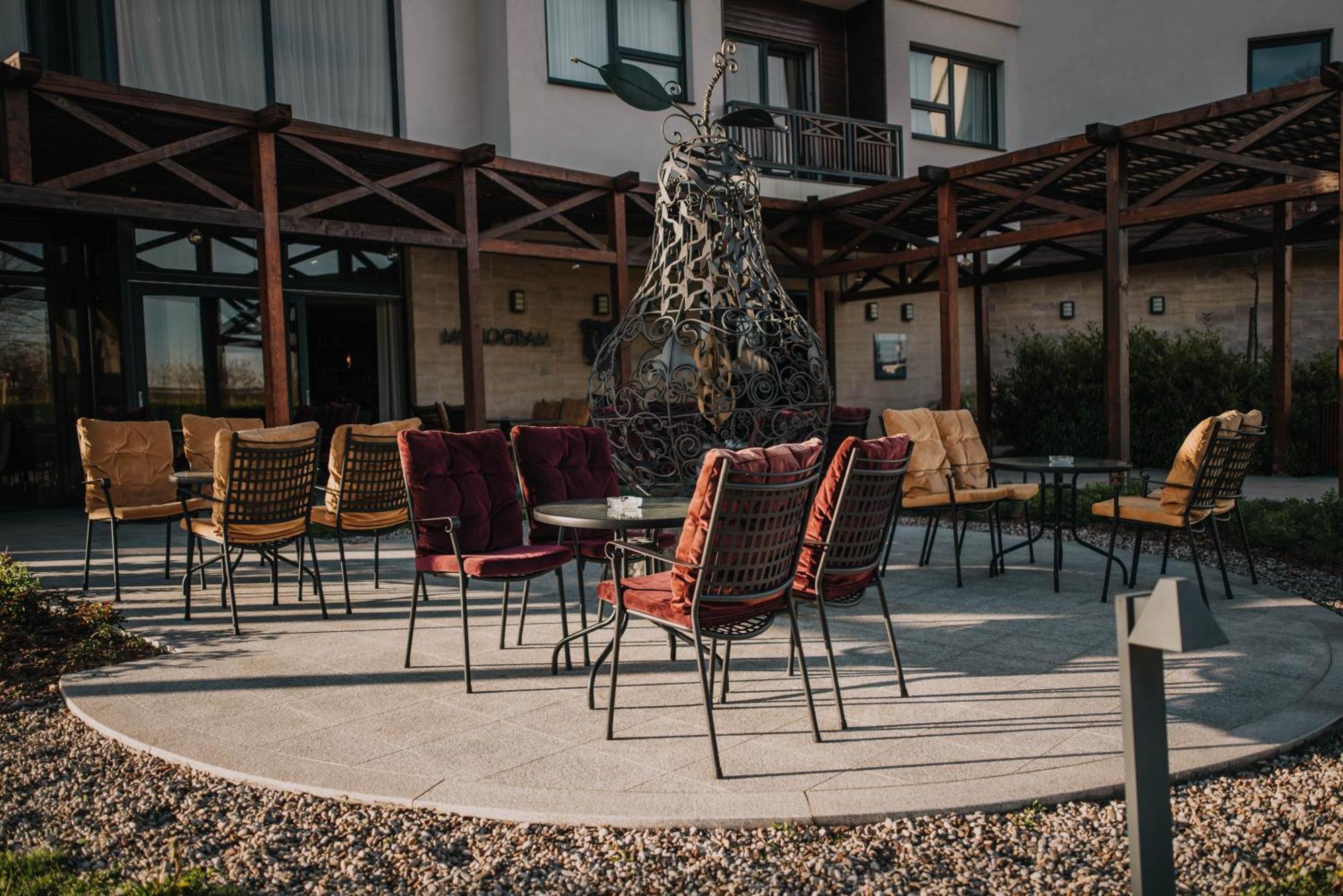 Hotel & Distillery Monogram Gradac  Exterior photo